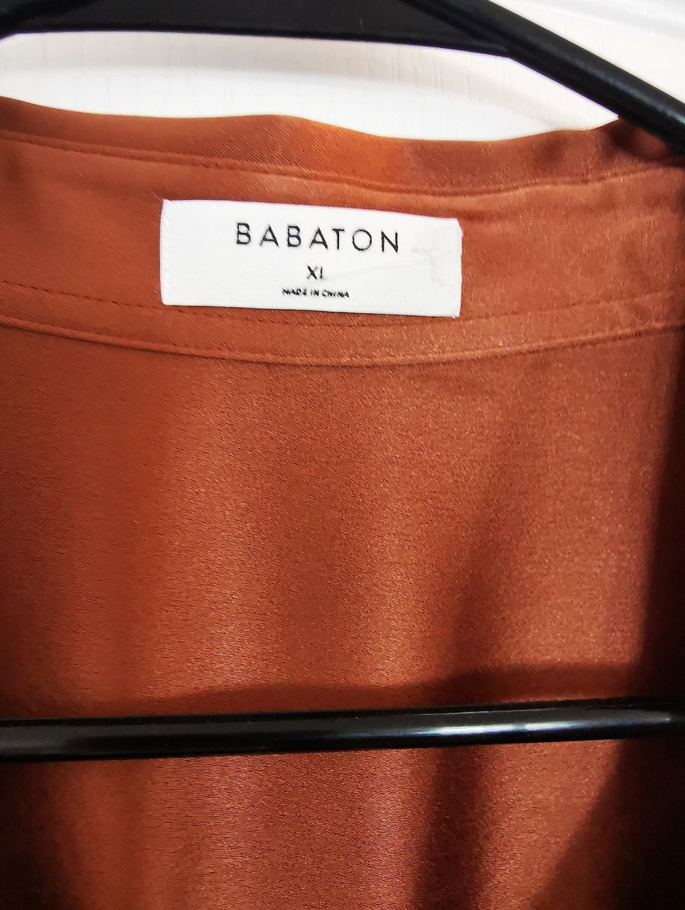 Aritzia Babaton Sable Satin Shirt size Xl Bronze - Picture 10 of 11